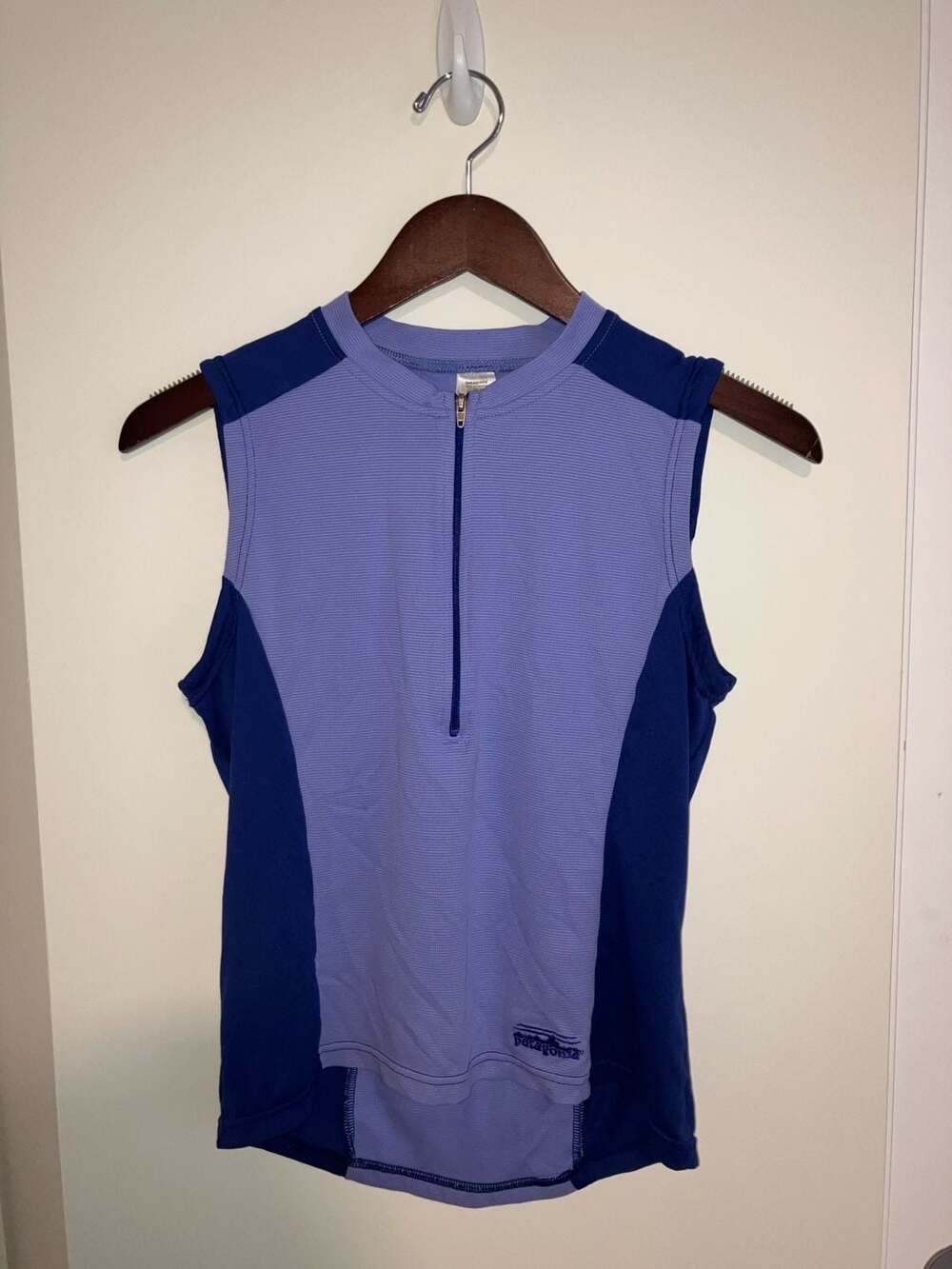Patagonia Women's Sleeveless 1/4 Zip Athletic Cycling Jersey